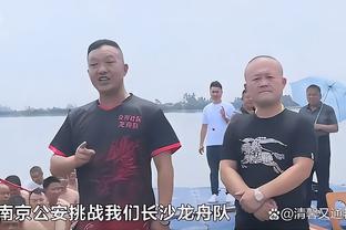 图片报：拜仁仍想将图赫尔留到赛季结束，赫内斯不太看好弗里克